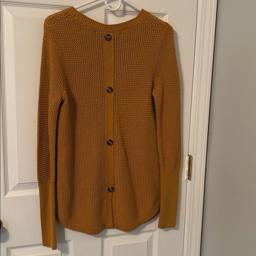Mustard yellow sweater